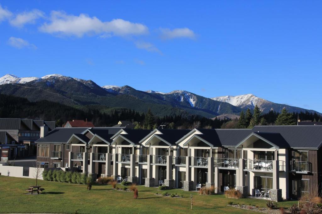 The St James Premium Accommodation Hanmer Springs Ngoại thất bức ảnh